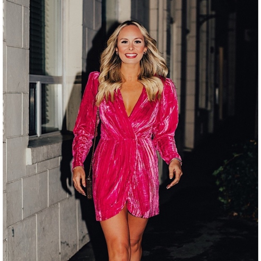 NWT • Lovers + Friends • Cace Mini Velvet Dress in Magenta Pink